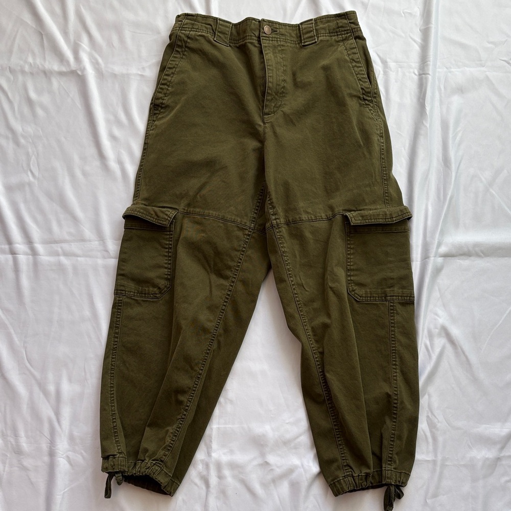 Old navy Olive Cargo Pants, Joggers